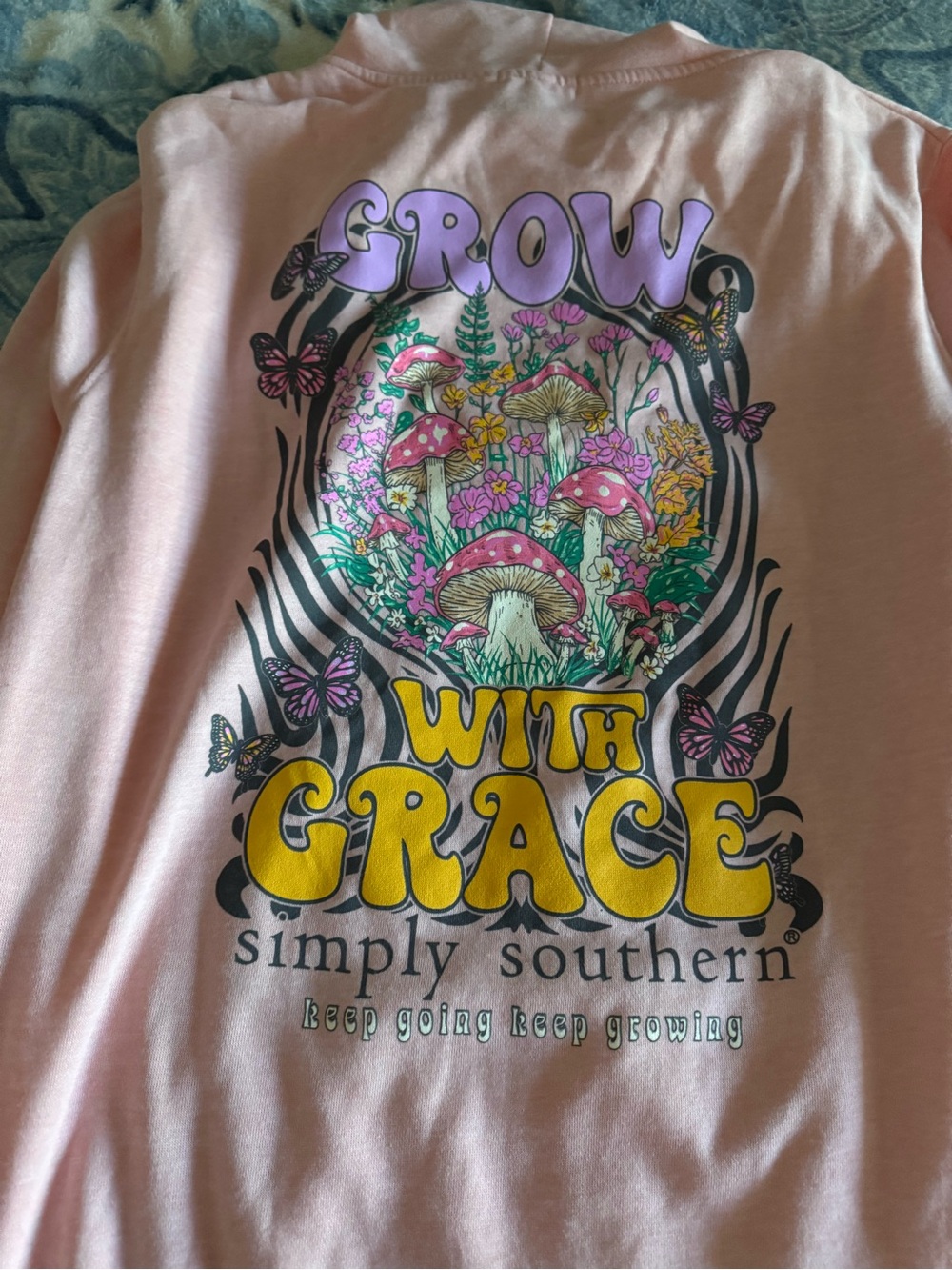 Simply Southern Kids' Pink 'Grow With Grace' Graphic Shirt